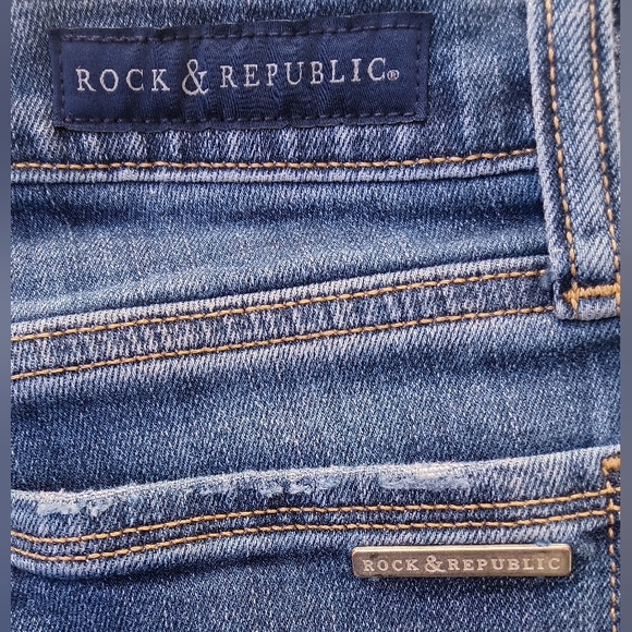 🔥Rock & Republic Women's ( 8 W /30 - 29 L) Distressed Jeans. 🔥 FINAL PRICE 🔥 - Picture 3 of 6